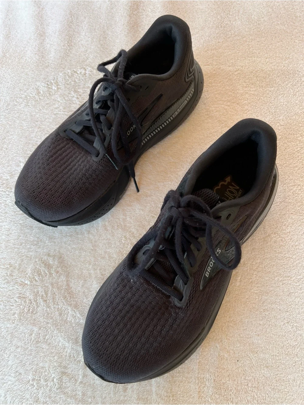 Brooks Glycerin GTS 21 Triple Black Running Shoes Men’s 8 DNA LOFT v3